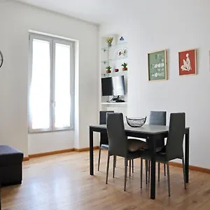 Appartamento Isola District Bright House, Milano