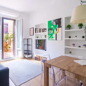 Appartamento Centrale-loreto Con Terrazzo, Milano