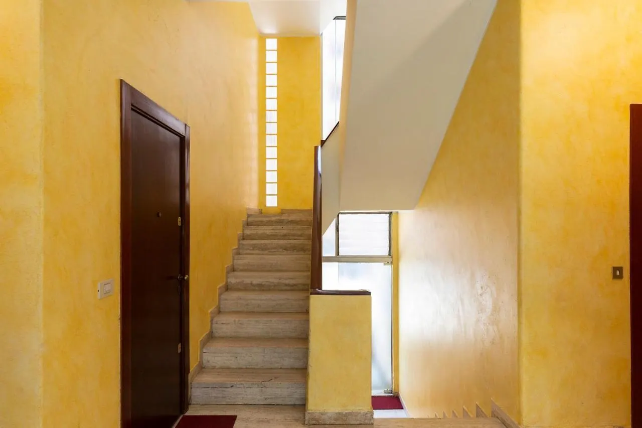 Twins Apartment - Tolstoj District ミラノ