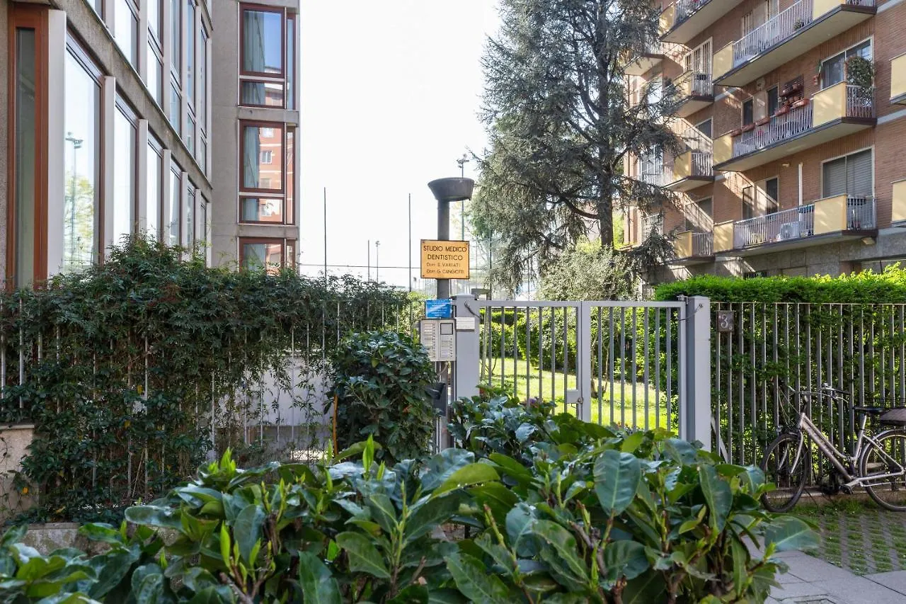 Twins Apartment - Tolstoj District Milan